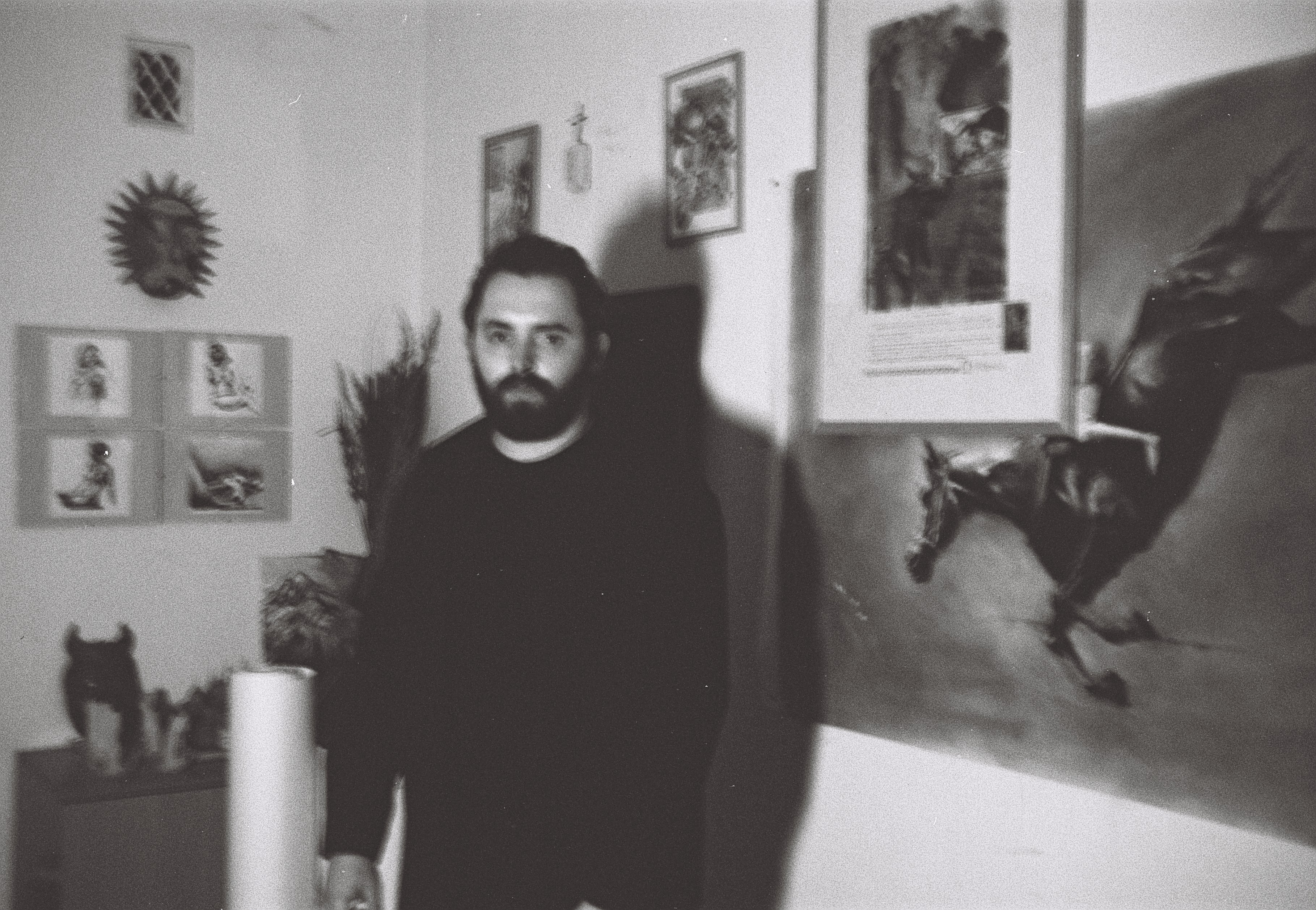 Портрет митця kohinooooooooooooor, який працює у стилі artist (Kyiv, Україна) Фото 1 з 4.